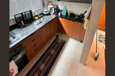 Casa à venda com 100m², 2 quartos e 1 vaga Casa à venda com 100m², 2 quartos e 1 vagaCozinha