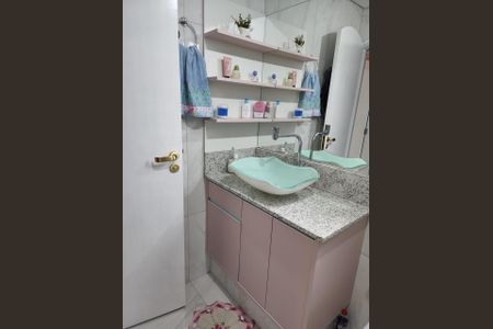 Casa à venda com 175m², 3 quartos e 5 vagas Casa à venda com 175m², 3 quartos e 5 vagasBanheiro 4