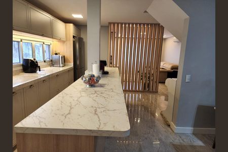 Casa à venda com 175m², 3 quartos e 5 vagas Casa à venda com 175m², 3 quartos e 5 vagasCozinha
