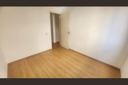Quarto 2 de apartamento para alugar com 2 quartos, 47m² em Jardim Tua, São Paulo
