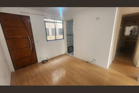 Sala de apartamento para alugar com 2 quartos, 47m² em Jardim Tua, São Paulo