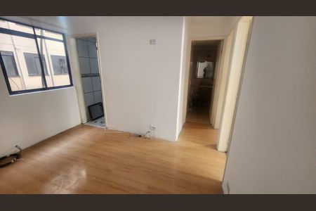 Sala de apartamento para alugar com 2 quartos, 47m² em Jardim Tua, São Paulo