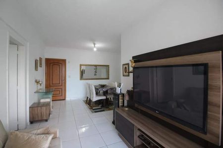Apartamento à venda com 78m², 2 quartos e 1 vaga