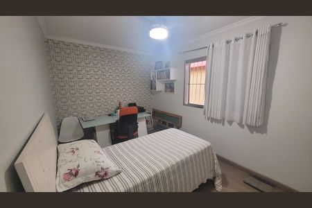 Casa à venda com 125m², 3 quartos e 4 vagas Casa à venda com 125m², 3 quartos e 4 vagasQuarto 2