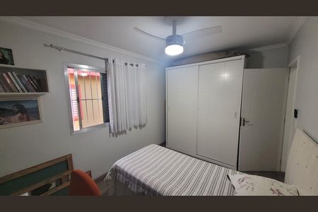 Casa à venda com 125m², 3 quartos e 4 vagas Casa à venda com 125m², 3 quartos e 4 vagasQuarto 2