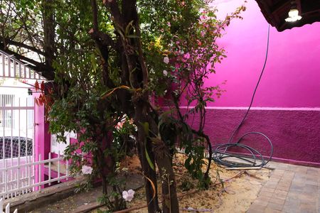 Casa à venda com 208m², 2 quartos e 5 vagasVaranda