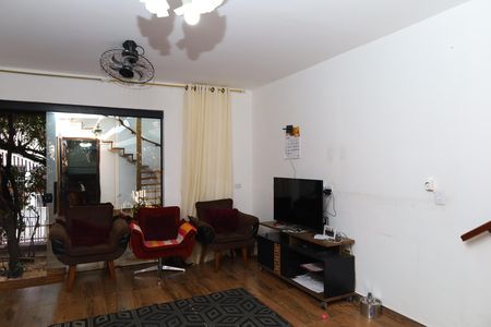Sala de casa à venda com 2 quartos, 208m² em Cidade Nitro Operária, São Paulo