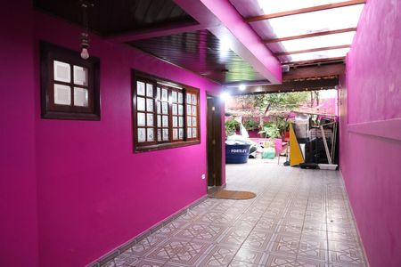 Casa à venda com 208m², 2 quartos e 5 vagasGaragem
