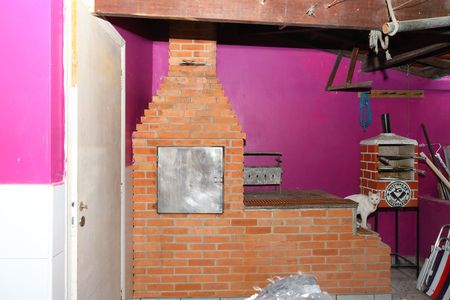 Casa à venda com 208m², 2 quartos e 5 vagasQuintal - Área da Churrasqueira