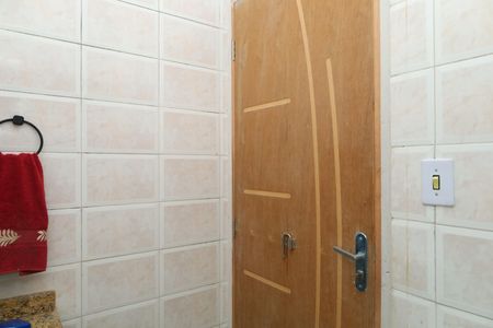 Casa à venda com 208m², 2 quartos e 5 vagasBanheiro 2 - Suíte 2