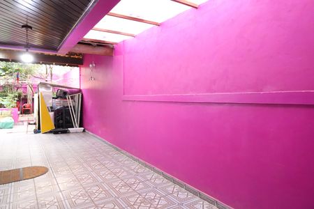 Casa à venda com 208m², 2 quartos e 5 vagasGaragem
