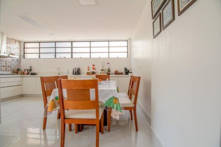 Apartamento à venda com 110m², 2 quartos e 1 vaga