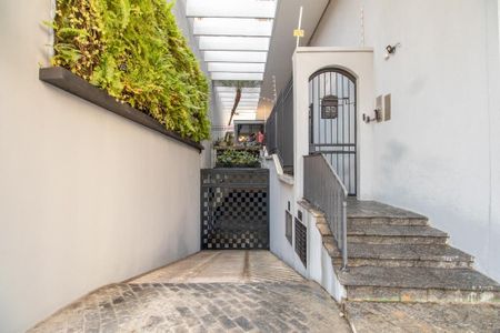 Apartamento à venda com 110m², 2 quartos e 1 vaga