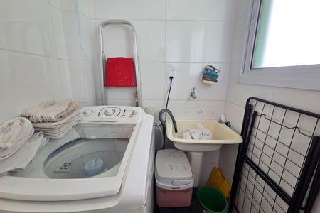 Área de Serviço de apartamento para alugar com 2 quartos, 86m² em Guilhermina, Praia Grande