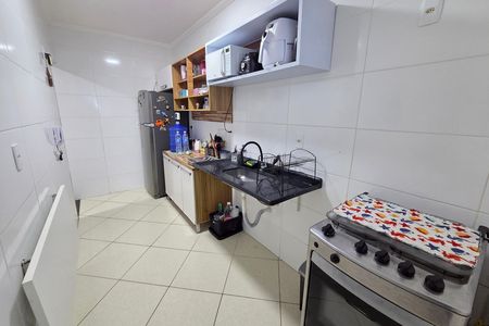 Cozinha de apartamento para alugar com 2 quartos, 86m² em Guilhermina, Praia Grande