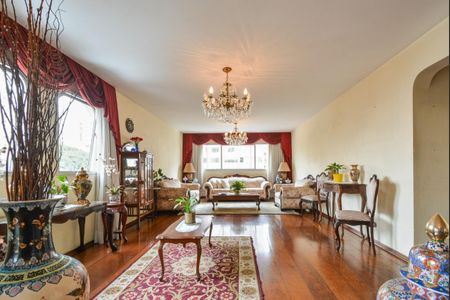 Apartamento à venda com 6 quartos, 204m² em Indianópolis, São Paulo