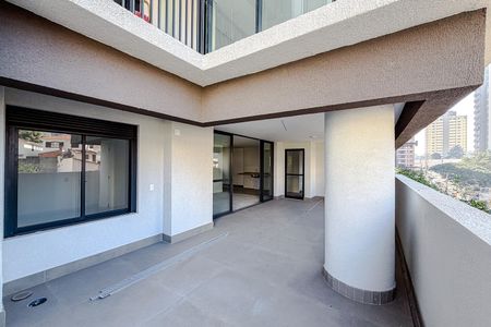 Apartamento à venda com 175m², 3 quartos e 2 vagas Apartamento à venda com 175m², 3 quartos e 2 vagasVaranda