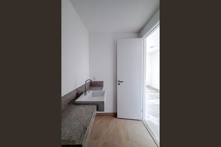 Apartamento à venda com 175m², 3 quartos e 2 vagas Apartamento à venda com 175m², 3 quartos e 2 vagasLavabo