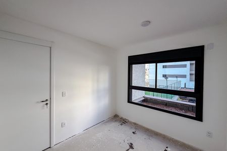 Apartamento à venda com 175m², 3 quartos e 2 vagas Apartamento à venda com 175m², 3 quartos e 2 vagasQuarto 2 - Suíte