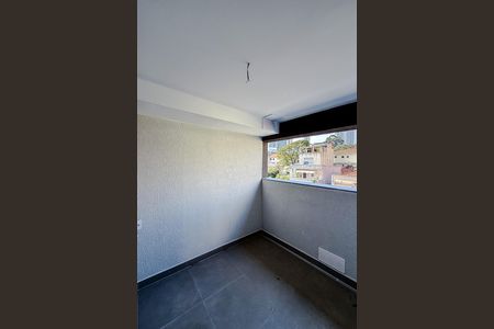 Apartamento à venda com 175m², 3 quartos e 2 vagas Apartamento à venda com 175m², 3 quartos e 2 vagasÁrea de Serviço