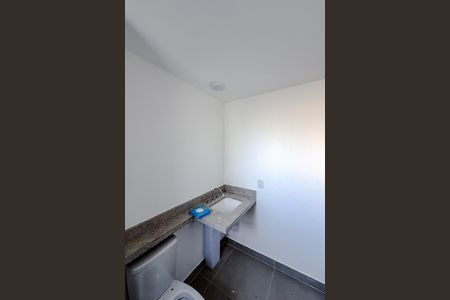 Apartamento à venda com 175m², 3 quartos e 2 vagas Apartamento à venda com 175m², 3 quartos e 2 vagasBanheiro da Suíte 1