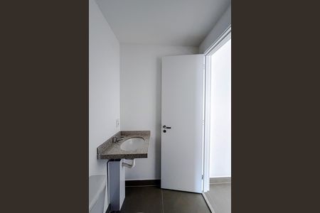 Apartamento à venda com 175m², 3 quartos e 2 vagas Apartamento à venda com 175m², 3 quartos e 2 vagasBanheiro de serviço