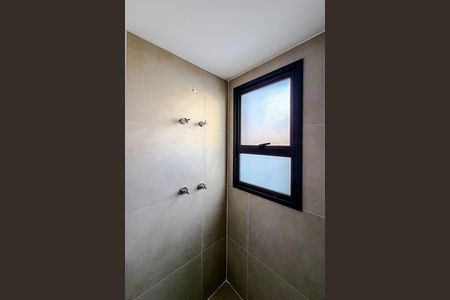 Apartamento à venda com 175m², 3 quartos e 2 vagas Apartamento à venda com 175m², 3 quartos e 2 vagasBanheiro da Suíte 3
