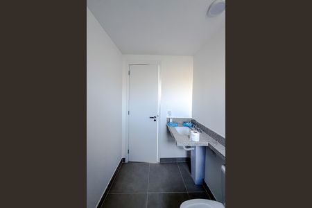 Apartamento à venda com 175m², 3 quartos e 2 vagas Apartamento à venda com 175m², 3 quartos e 2 vagasBanheiro da Suíte 3