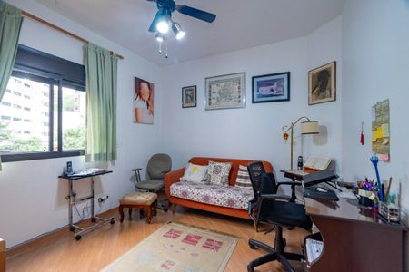 Apartamento à venda com 184m², 4 quartos e 3 vagas