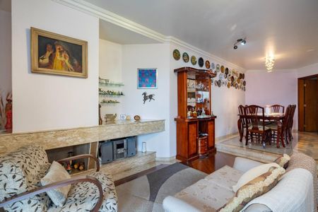 Apartamento à venda com 184m², 4 quartos e 3 vagas
