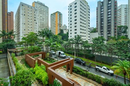 Apartamento à venda com 184m², 4 quartos e 3 vagas