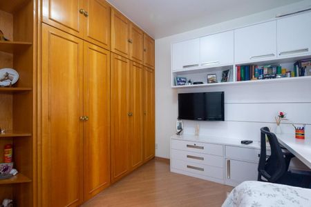 Apartamento à venda com 184m², 4 quartos e 3 vagas