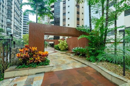 Apartamento à venda com 184m², 4 quartos e 3 vagas