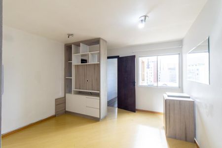 Apartamento à venda com 83m², 2 quartos e 1 vaga Apartamento à venda com 83m², 2 quartos e 1 vagaSala
