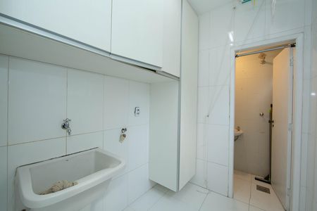 Apartamento à venda com 100m², 3 quartos e 2 vagas Apartamento à venda com 100m², 3 quartos e 2 vagasAREA DE SERVICO