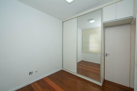 Apartamento à venda com 100m², 3 quartos e 2 vagas Apartamento à venda com 100m², 3 quartos e 2 vagasQUARTO2
