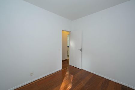 Apartamento à venda com 100m², 3 quartos e 2 vagas Apartamento à venda com 100m², 3 quartos e 2 vagasQUARTO1