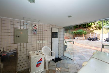 Apartamento à venda com 100m², 3 quartos e 2 vagas Apartamento à venda com 100m², 3 quartos e 2 vagasSAUNA
