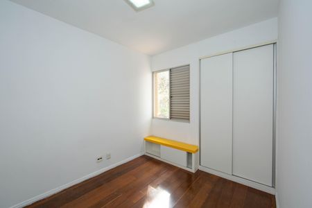Apartamento à venda com 100m², 3 quartos e 2 vagas Apartamento à venda com 100m², 3 quartos e 2 vagasQUARTO1