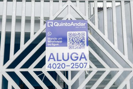 Casa para alugar com 104m², 2 quartos e 2 vagas Casa para alugar com 104m², 2 quartos e 2 vagasPlaca