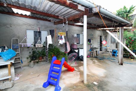 Quintal de casa para alugar com 2 quartos, 56m² em Chácara Vista Alegre, Cotia