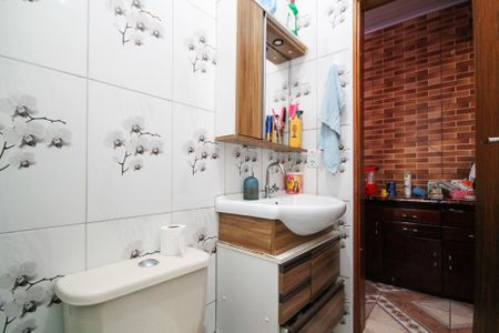 Casa para alugar com 56m², 2 quartos e sem vaga Casa para alugar com 56m², 2 quartos e sem vagaBanheiro