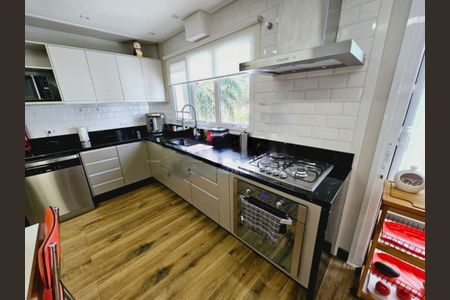 Casa à venda com 3 quartos, 278m² em Vila Anhanguera, São Paulo