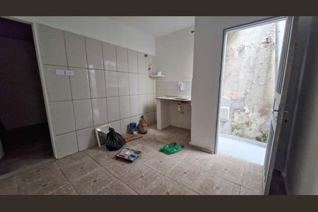 Casa para alugar com 60m², 1 quarto e sem vaga Casa para alugar com 60m², 1 quarto e sem vagaCozinha