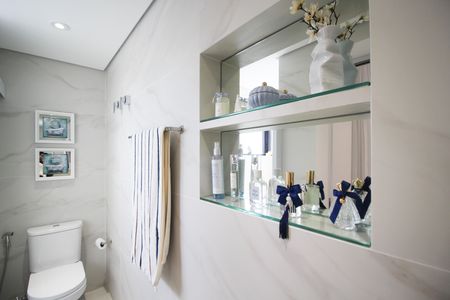 Apartamento à venda com 108m², 2 quartos e 2 vagas Apartamento à venda com 108m², 2 quartos e 2 vagasBanheiro da Suíte 2