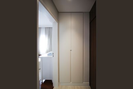 Apartamento à venda com 108m², 2 quartos e 2 vagas Apartamento à venda com 108m², 2 quartos e 2 vagasCorredor