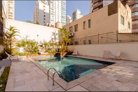 Apartamento à venda com 108m², 2 quartos e 2 vagas Apartamento à venda com 108m², 2 quartos e 2 vagasÁrea comum - Piscina