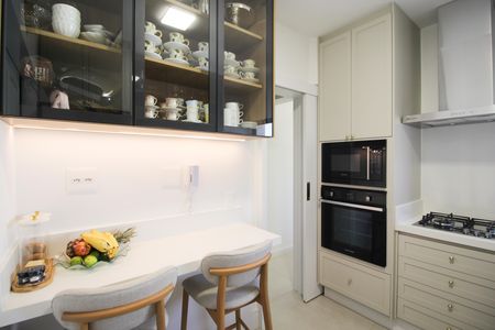 Apartamento à venda com 108m², 2 quartos e 2 vagas Apartamento à venda com 108m², 2 quartos e 2 vagasCozinha