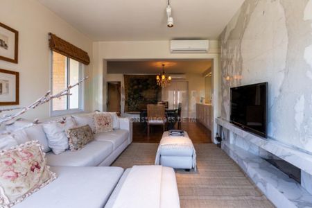 Apartamento à venda com 4 quartos, 330m² em Pacaembu, São Paulo