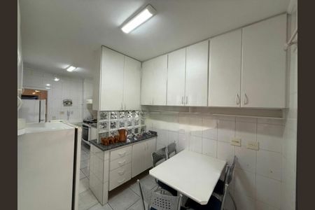 Apartamento à venda com 207m², 4 quartos e 3 vagas